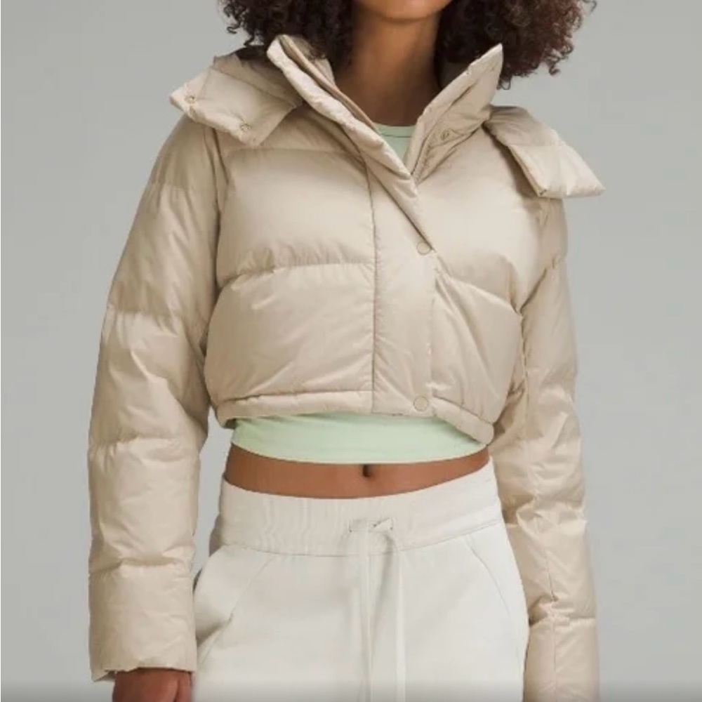 Lululemon wunderpuff super crop size 4